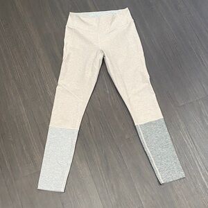 Outdoor voices size small leggings